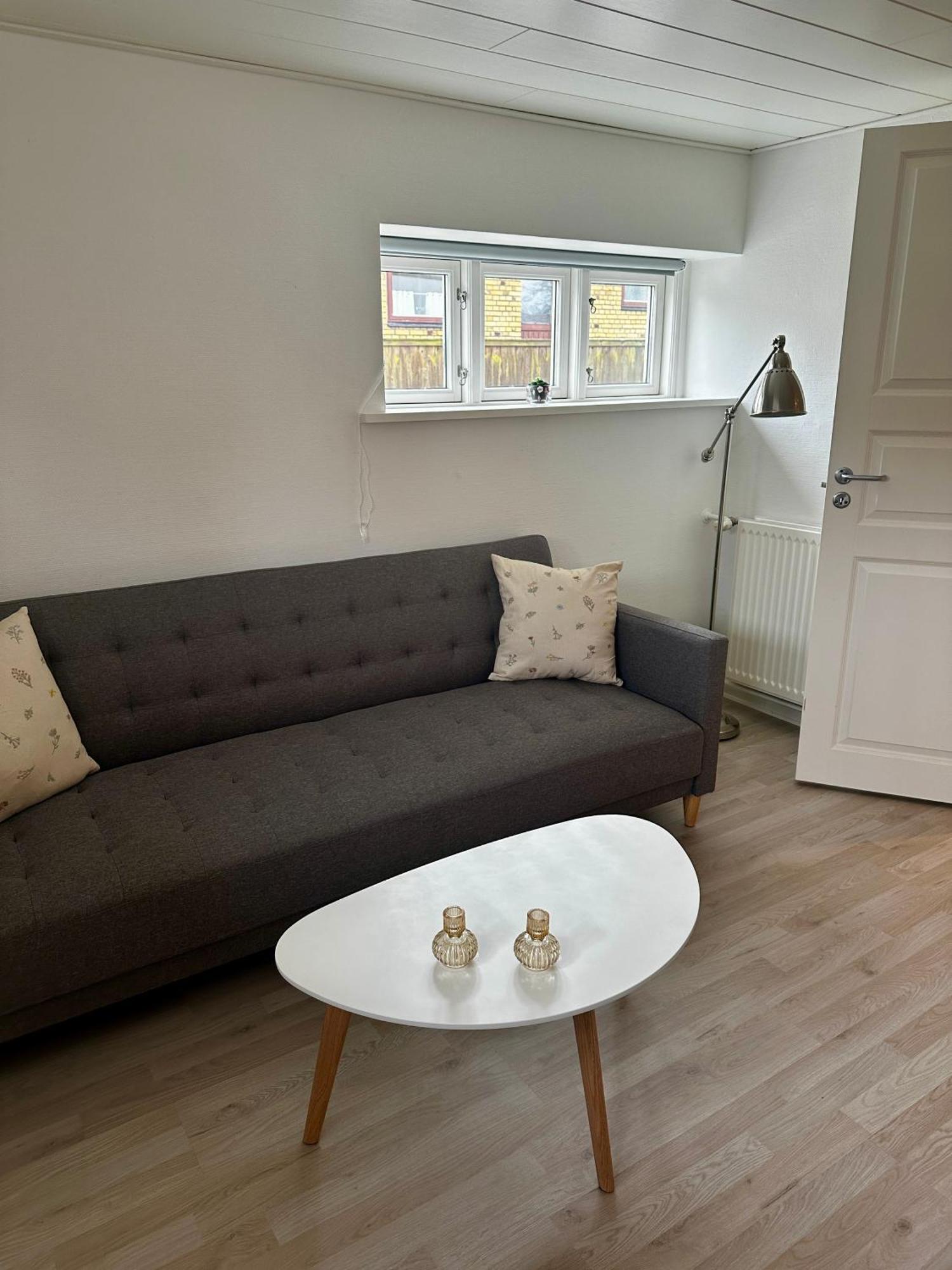 Skon Lejlighed Med Egen Terrasse Og Have Taet Pa Centrum I Skagen Kültér fotó