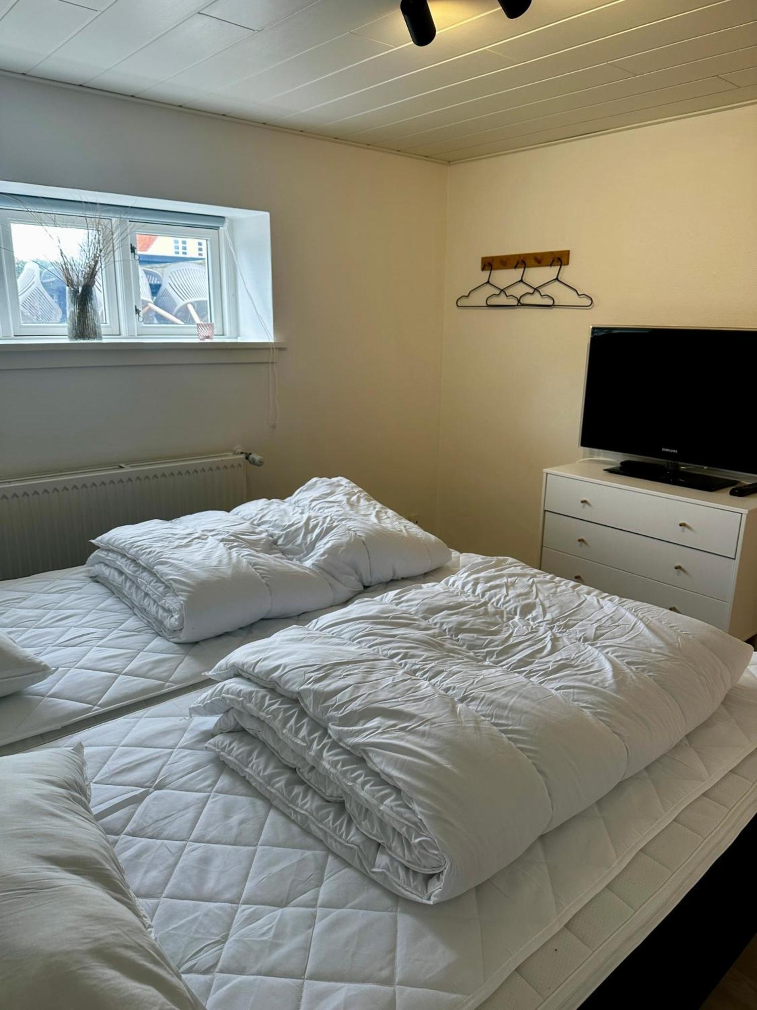 Skon Lejlighed Med Egen Terrasse Og Have Taet Pa Centrum I Skagen Kültér fotó